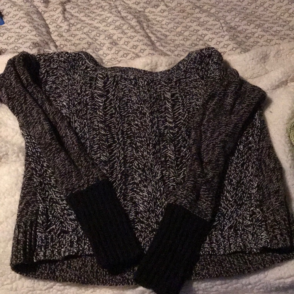 American eagle sweater